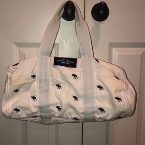 Abercrombie over night bag